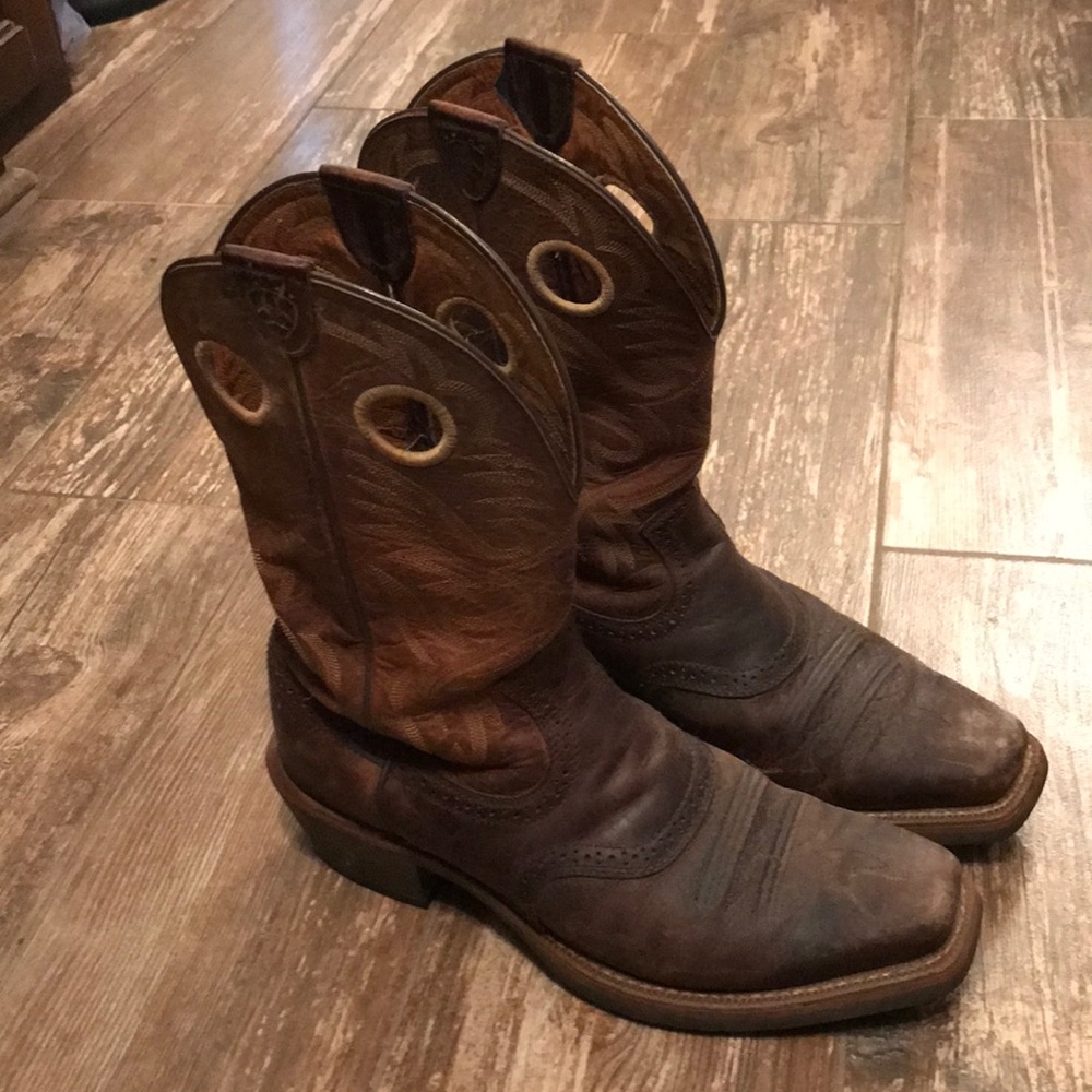 Men’s Ariat boots 10.5 M